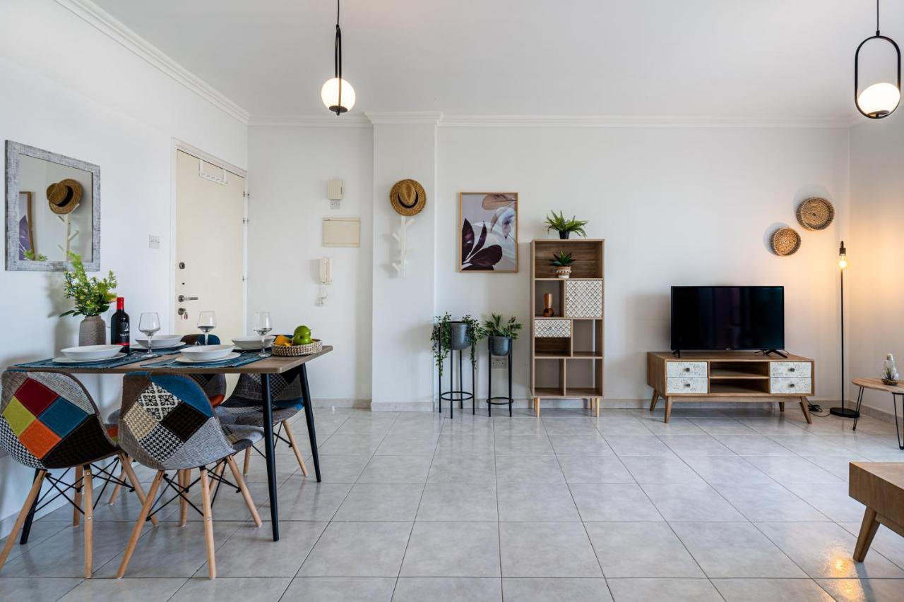 Sweet Retreat 2-br In Mackenzie * Larnaca