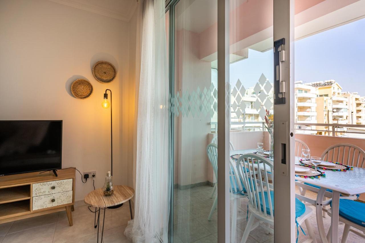 Sweet Retreat 2-br In Mackenzie Apartment